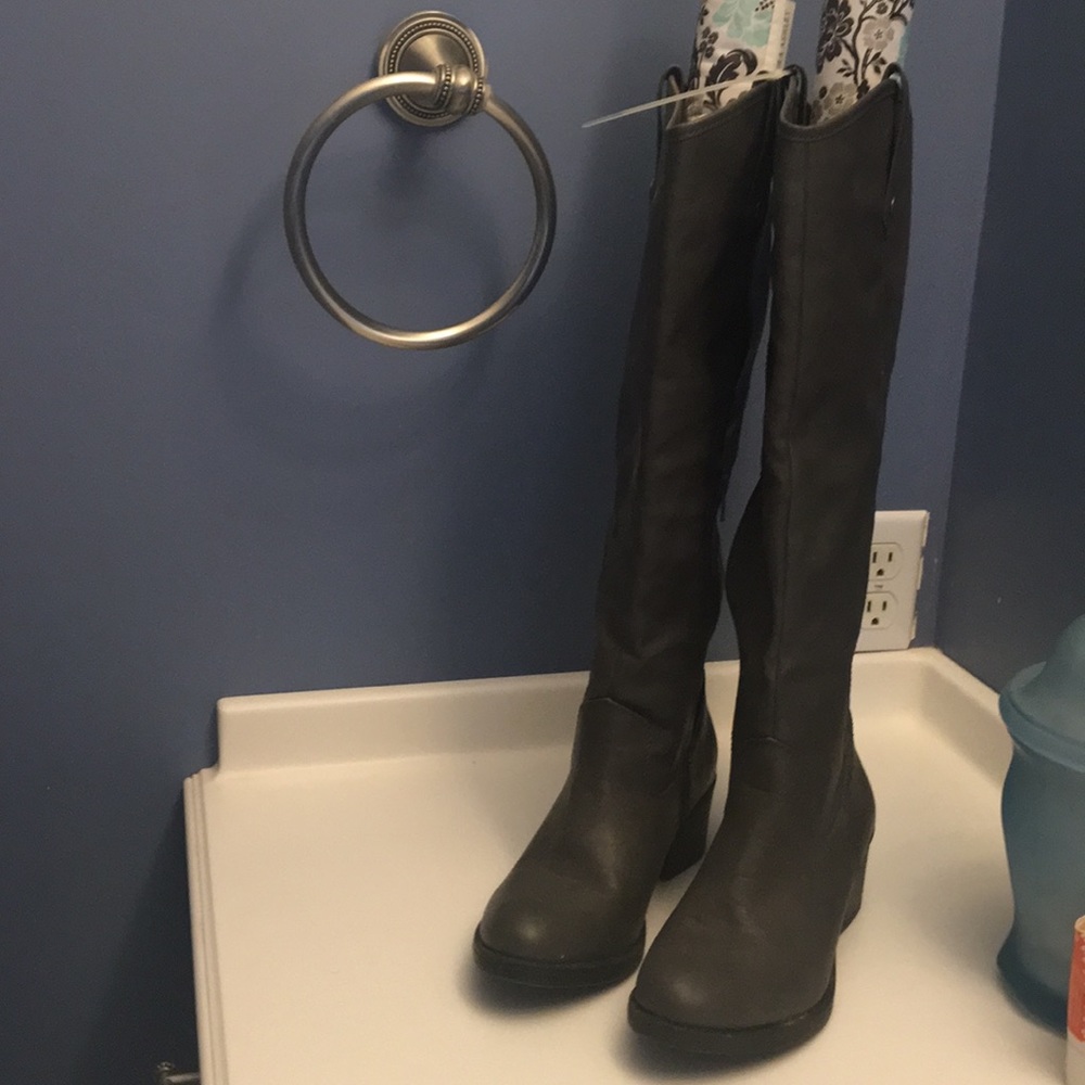 Women’s boots